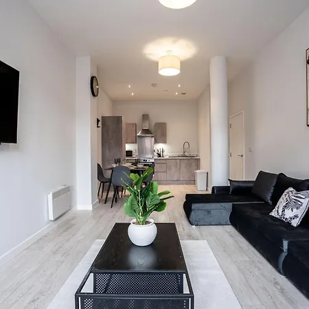 Dock Riverside Sleeps 8 And Parking Apartment *